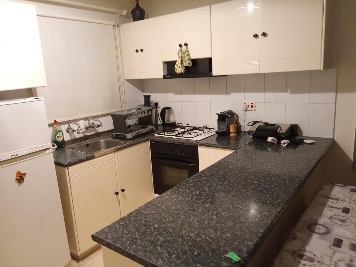 2 Bedroom Apartment In Makenzi ลาร์นาคา ภายนอก รูปภาพ