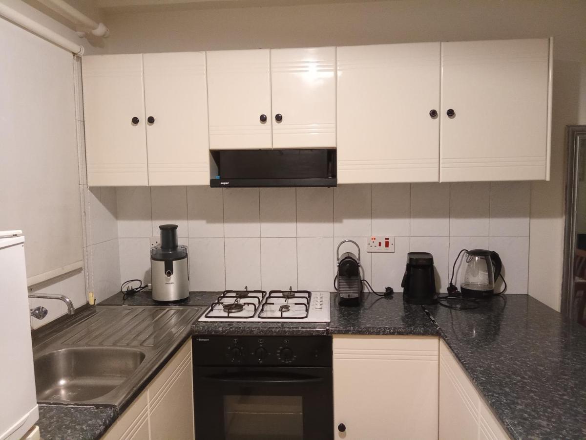 2 Bedroom Apartment In Makenzi ลาร์นาคา ภายนอก รูปภาพ